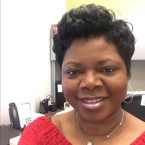 Meet your Posher, Beverly